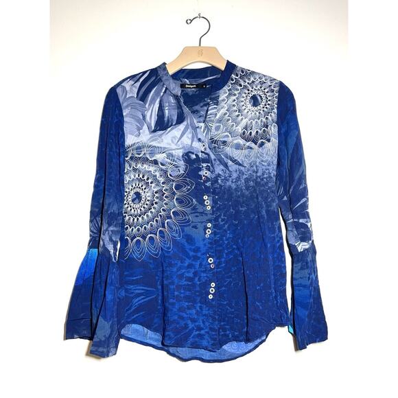 Desigual EUC Blue Embroidered Batinga Button Up Flutter Sleev Top Shirt Blouse M - Picture 3 of 10